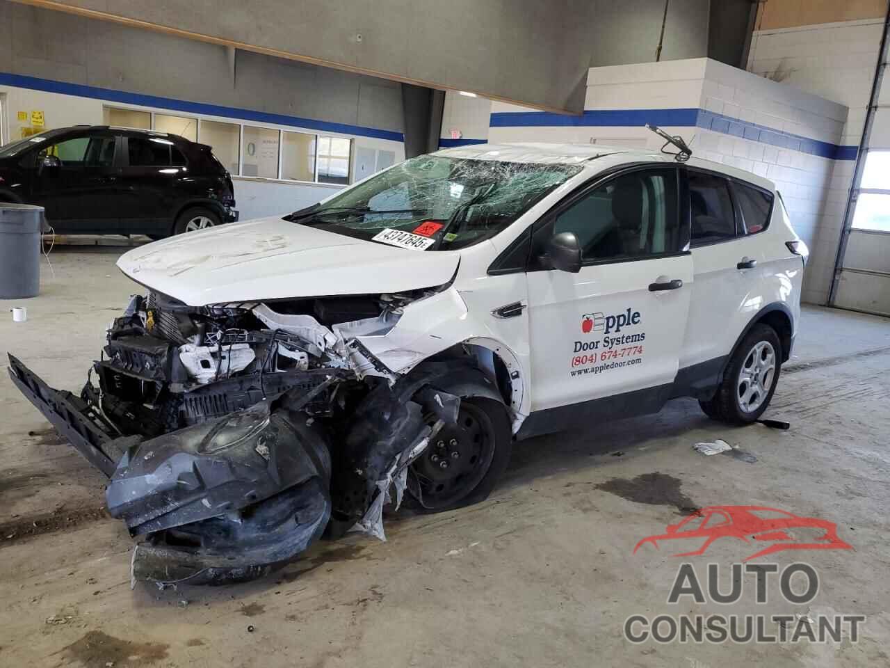 FORD ESCAPE 2018 - 1FMCU0F79JUC77824
