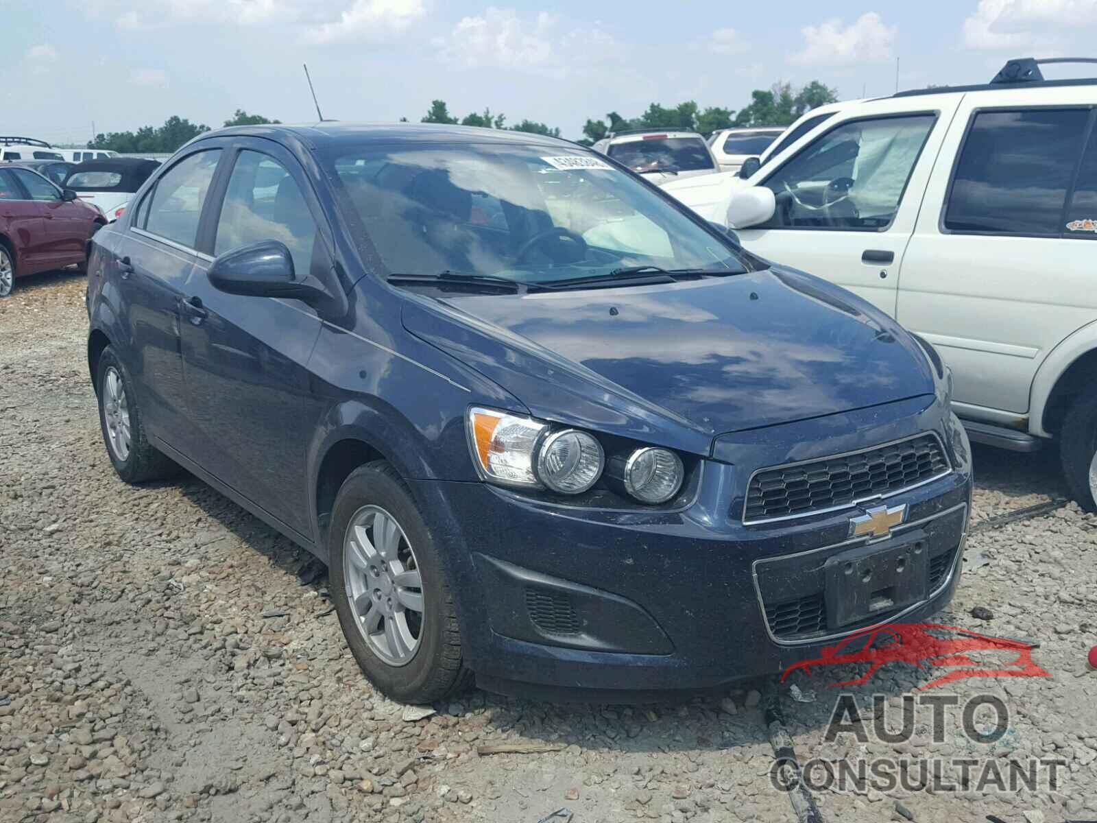 CHEVROLET SONIC 2015 - 1G1JC5SH3F4166325