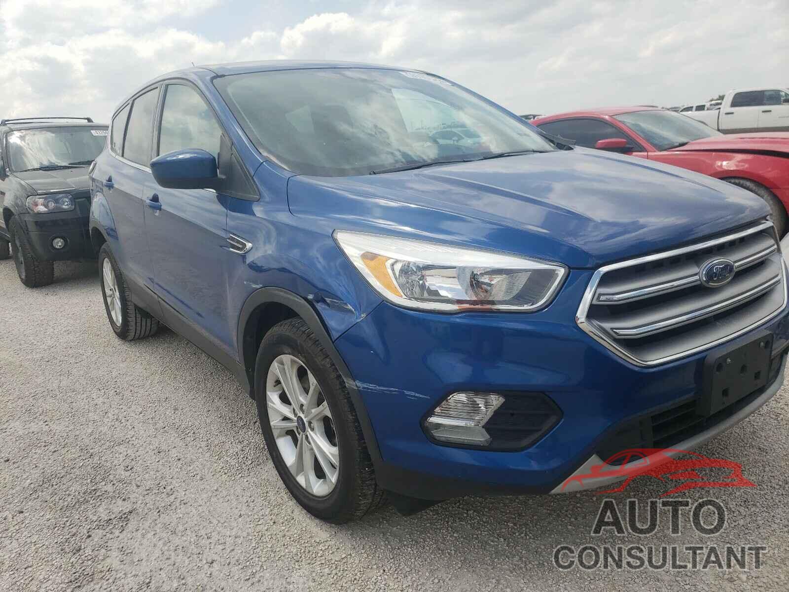 FORD ESCAPE 2017 - 1FMCU0GD1HUB01767