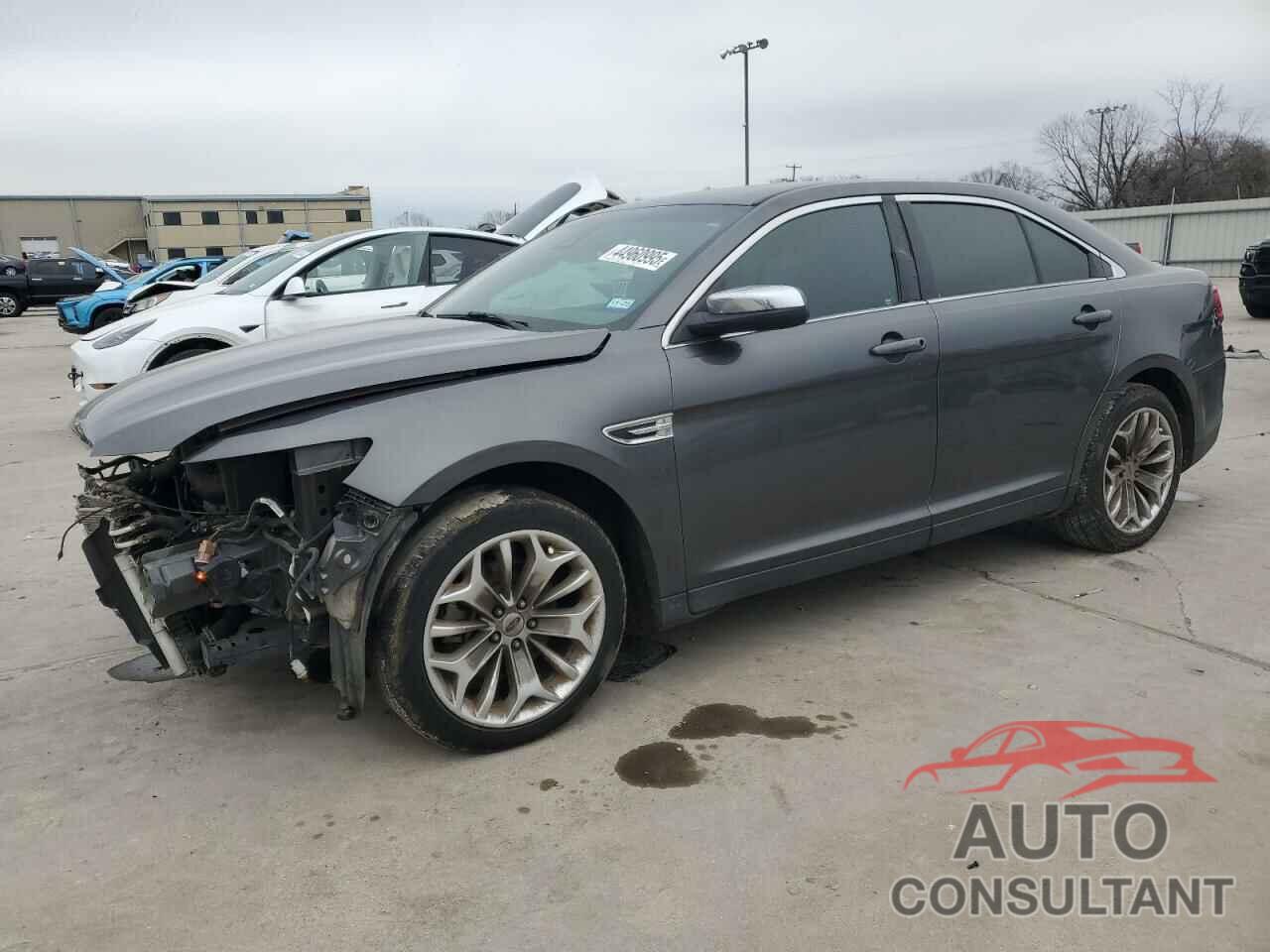 FORD TAURUS 2018 - 1FAHP2F86JG102439