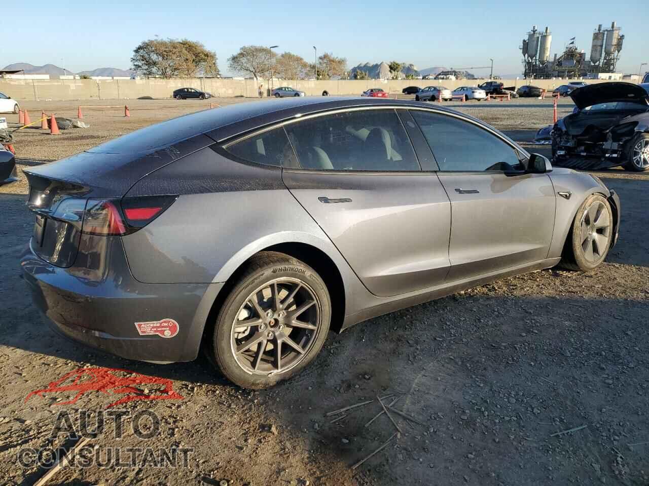 TESLA MODEL 3 2023 - 5YJ3E1EA8PF682806