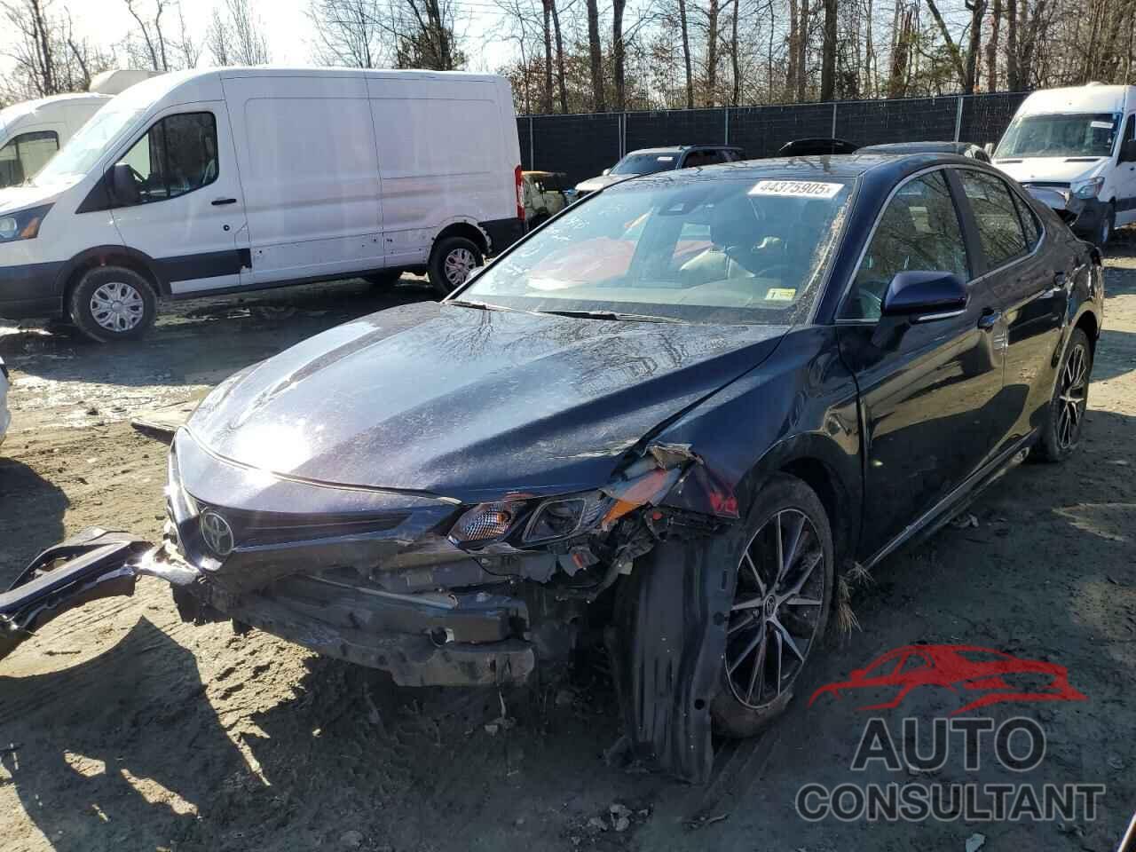 TOYOTA CAMRY 2022 - 4T1G11AK0NU665798
