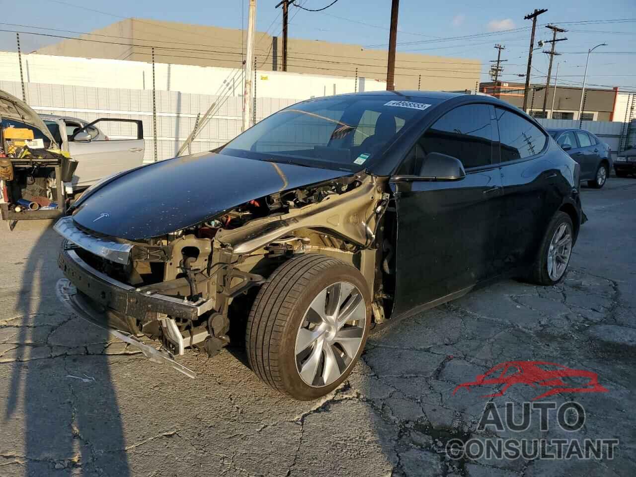 TESLA MODEL Y 2023 - 7SAYGDEE0PA114201