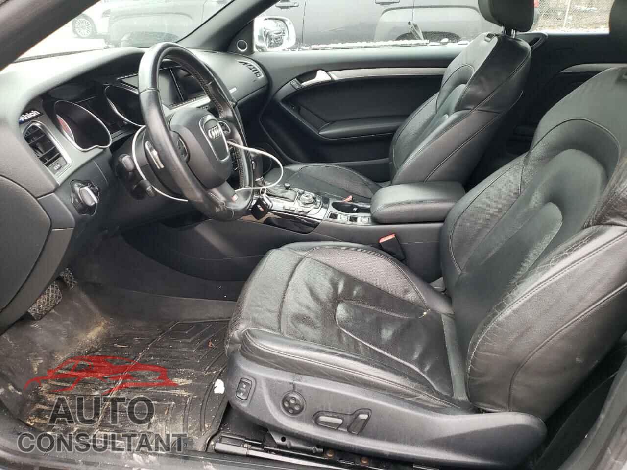 AUDI S5/RS5 2011 - WAUCGAFH3BN006342