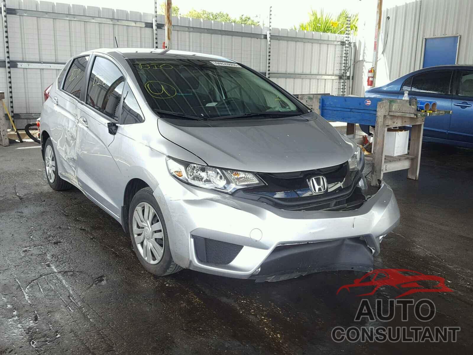 HONDA FIT 2015 - 3HGGK5H54FM711634