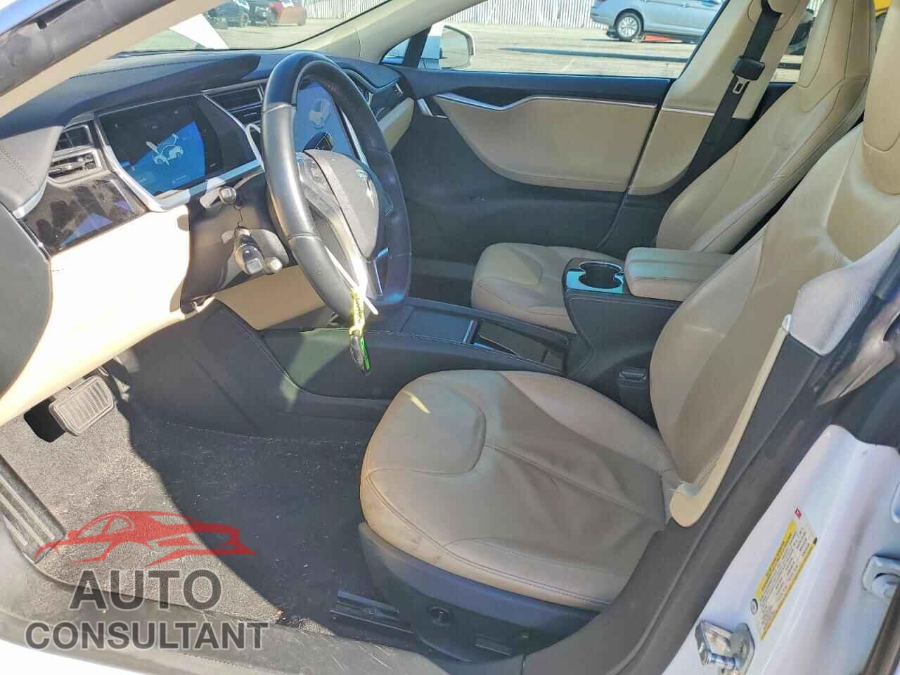 TESLA MODEL S 2013 - 5YJSA1CN3DFP27837