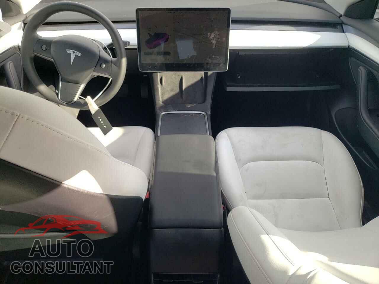 TESLA MODEL 3 2022 - 5YJ3E1EA6NF321815