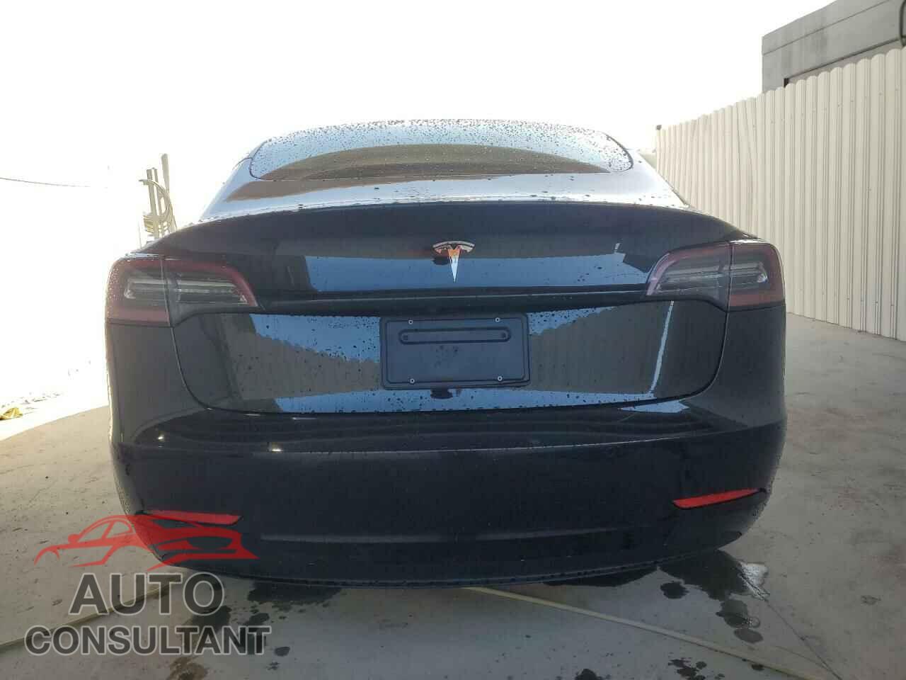 TESLA MODEL 3 2022 - 5YJ3E1EA4NF371676