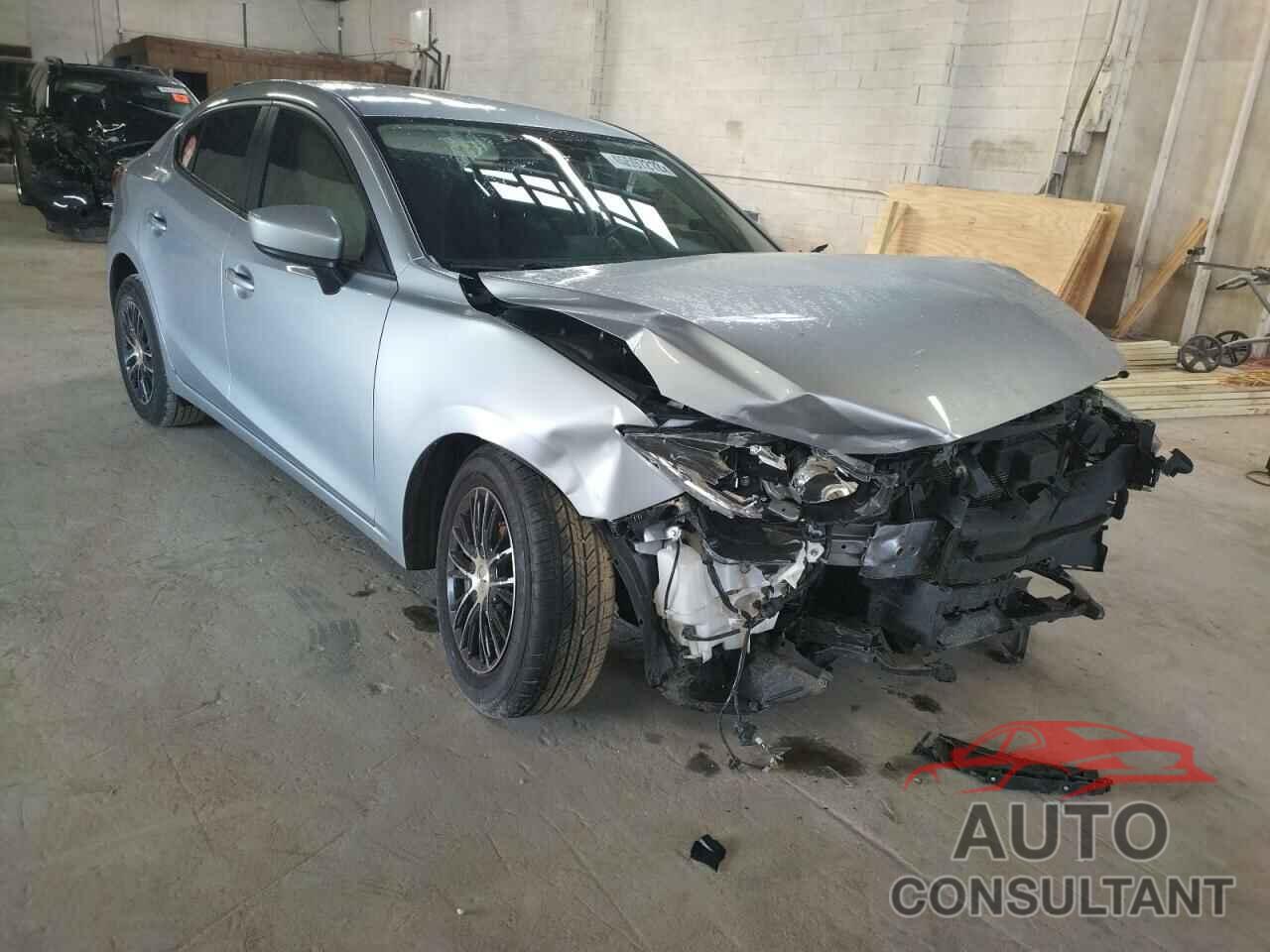 MAZDA 3 2018 - 3MZBN1U7XJM232270