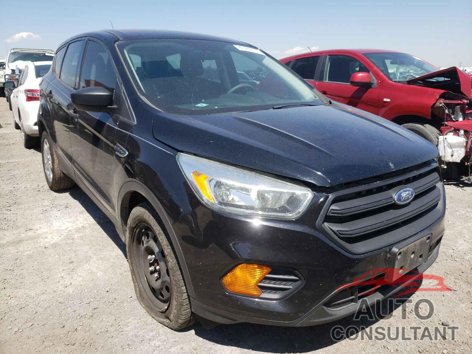 FORD ESCAPE 2017 - 1FMCU0F75HUA13655