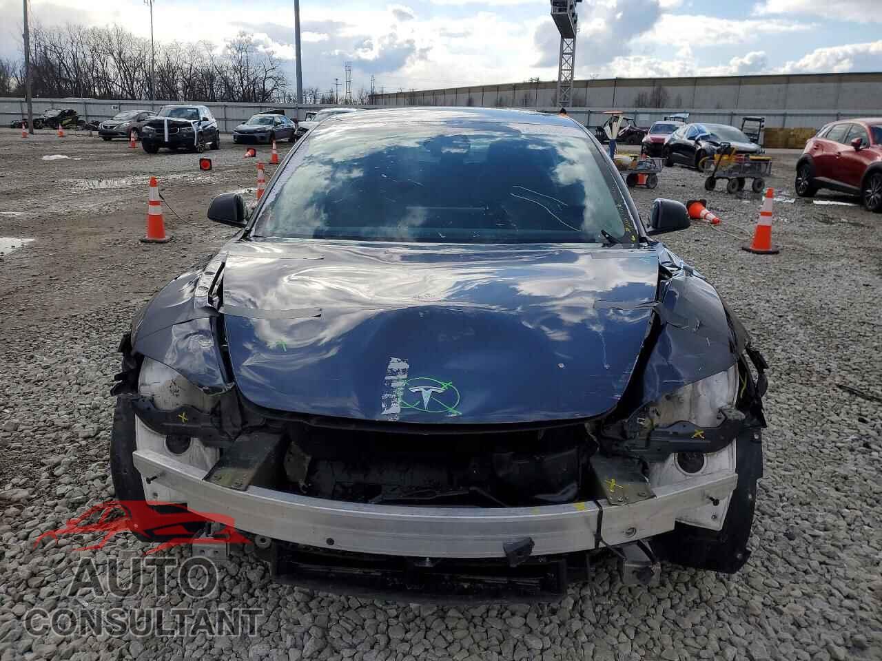 TESLA MODEL 3 2024 - 5YJ3E1EA2RF770673