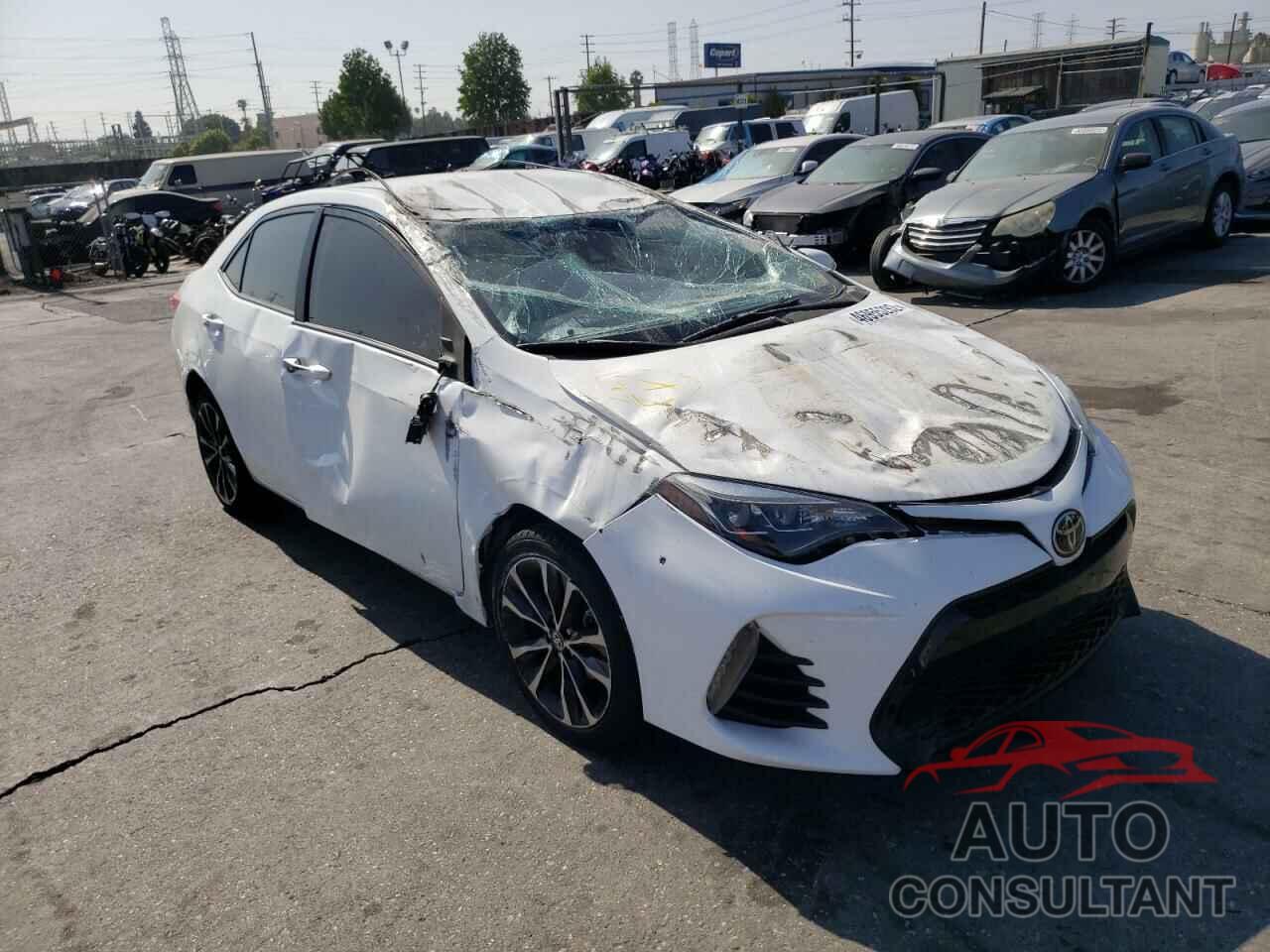 TOYOTA COROLLA 2018 - 5YFBURHEXJP763877
