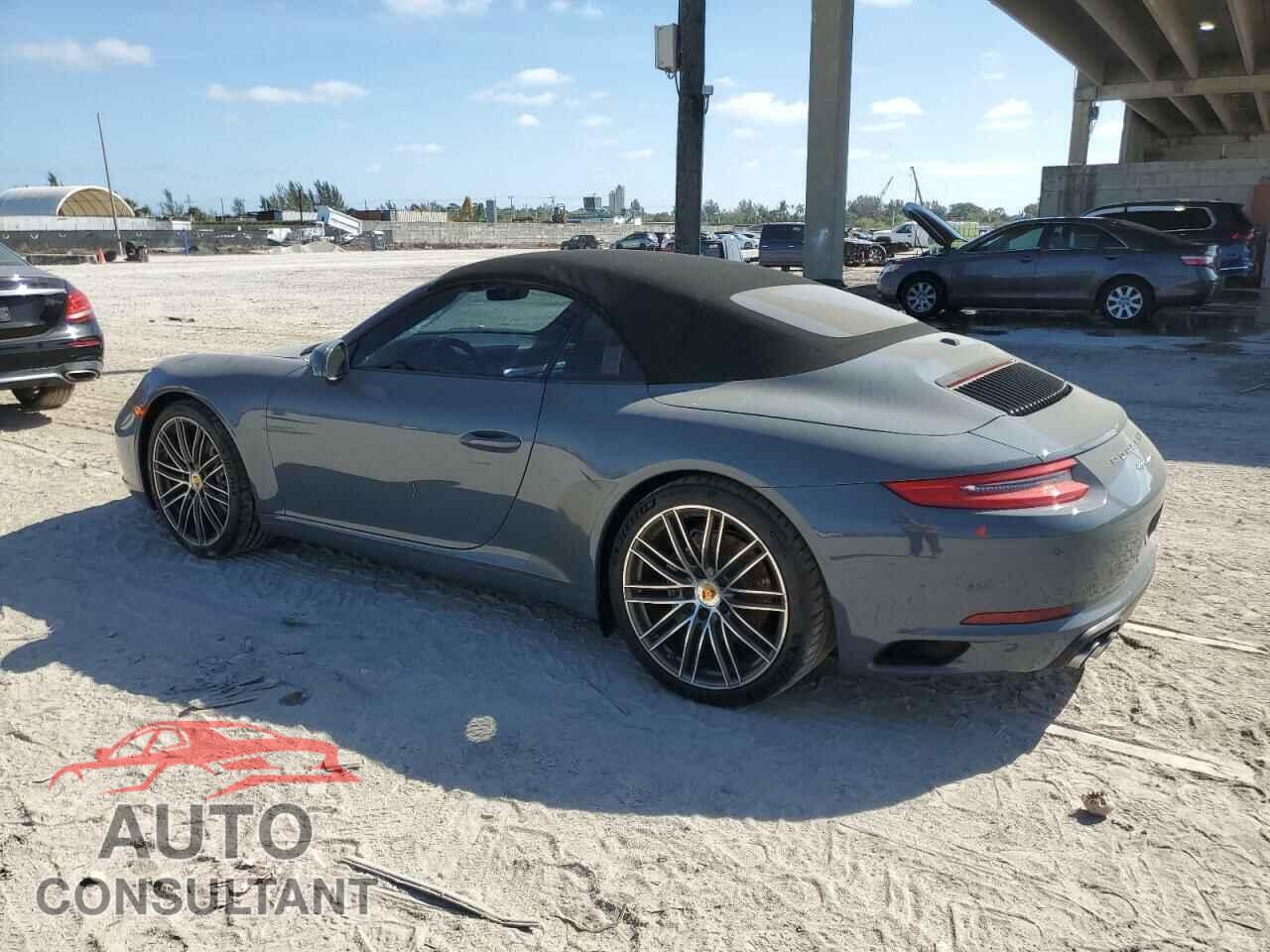 PORSCHE 911 2018 - WP0CA2A92JS138440