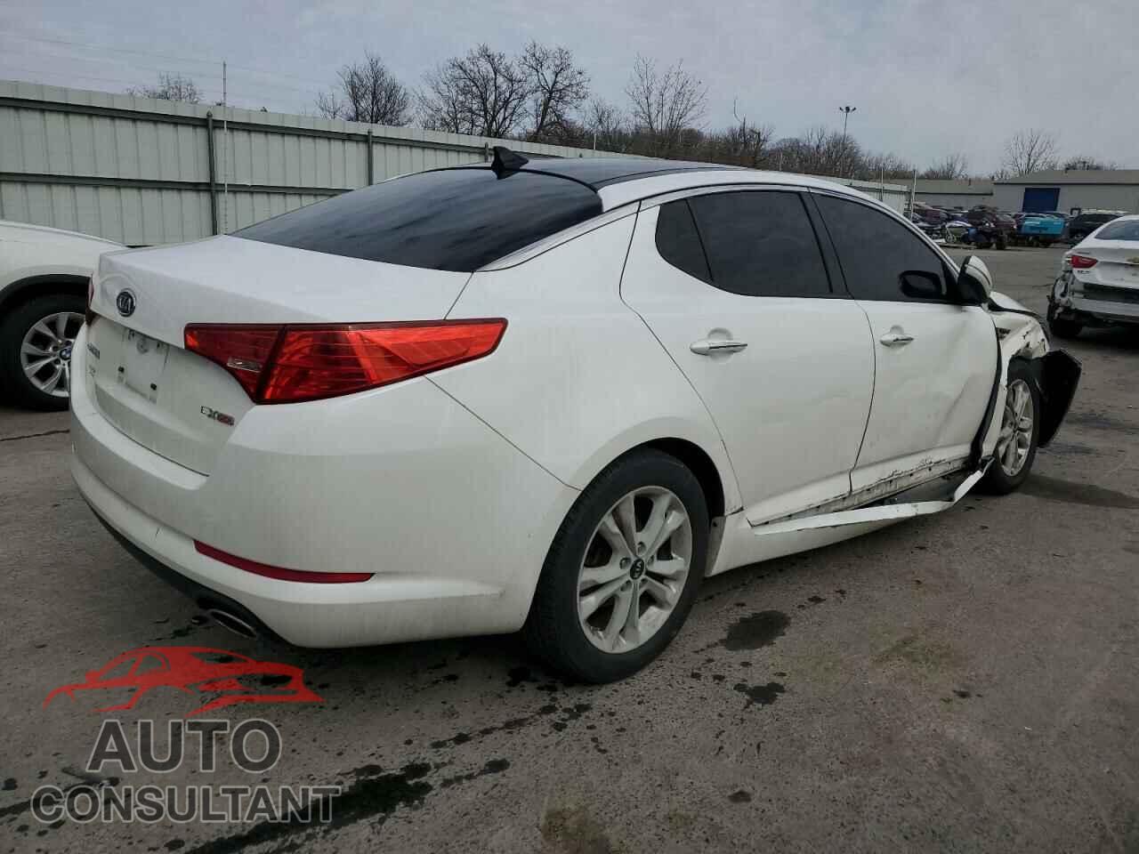 KIA OPTIMA 2011 - KNAGN4A75B5101850