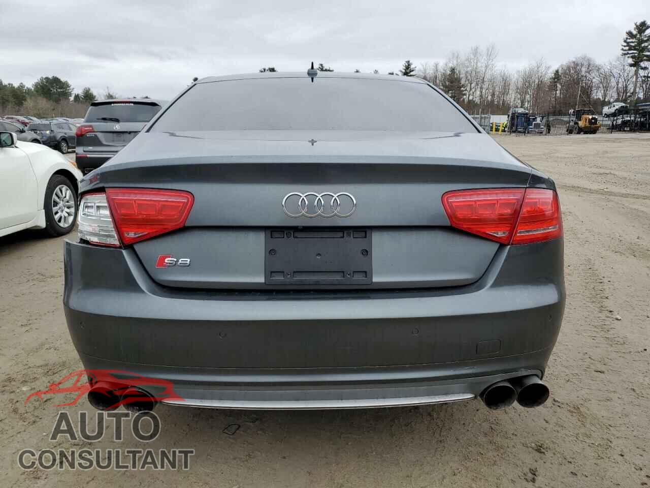 AUDI S8 2013 - WAUD2AFD4DN028188