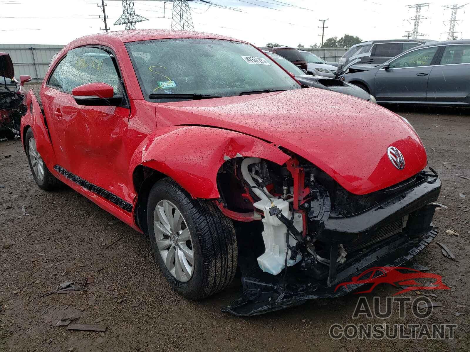 VOLKSWAGEN BEETLE 2019 - 3VWFD7AT6KM707696