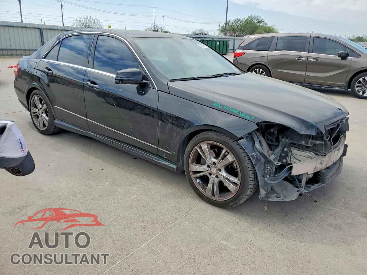 MERCEDES-BENZ E-CLASS 2013 - WDDHF8JB0DA728519