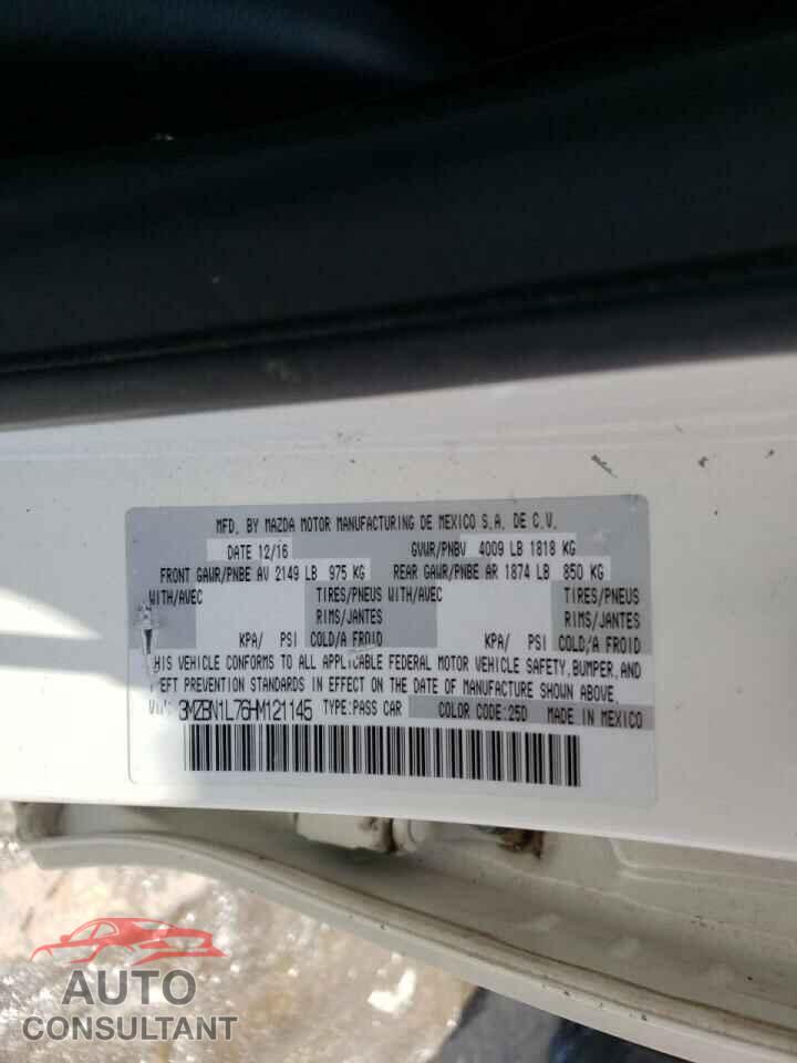 MAZDA 3 2017 - 3MZBN1L76HM121145