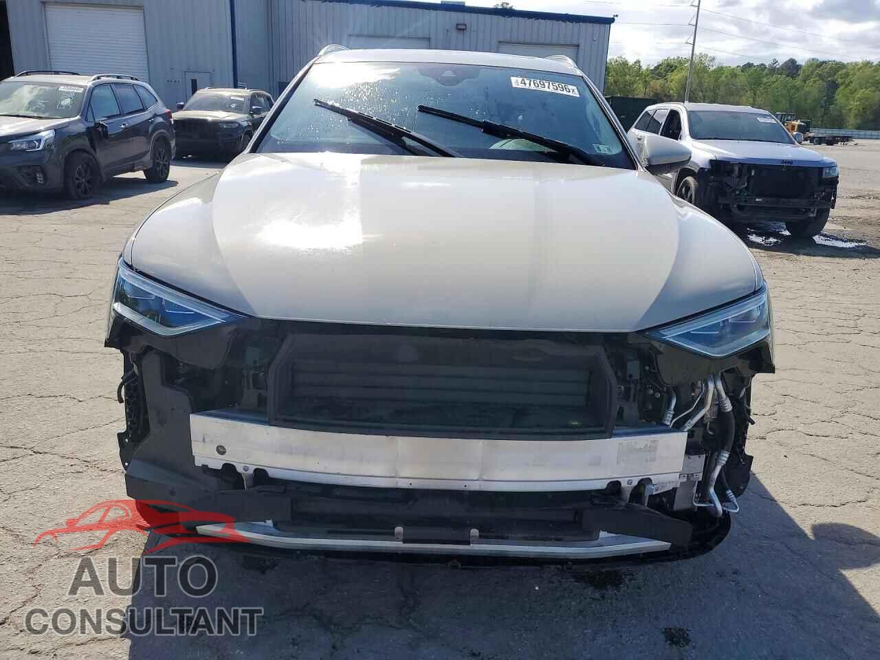 AUDI E-TRON 2019 - WA1LAAGE0KB024074