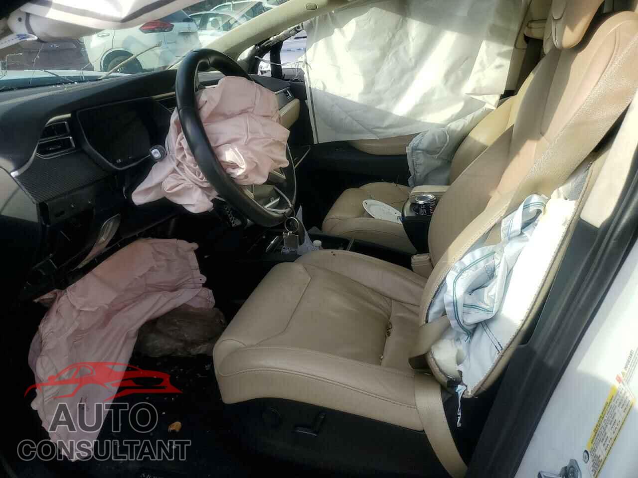 TESLA MODEL X 2017 - 5YJXCBE46HF052811