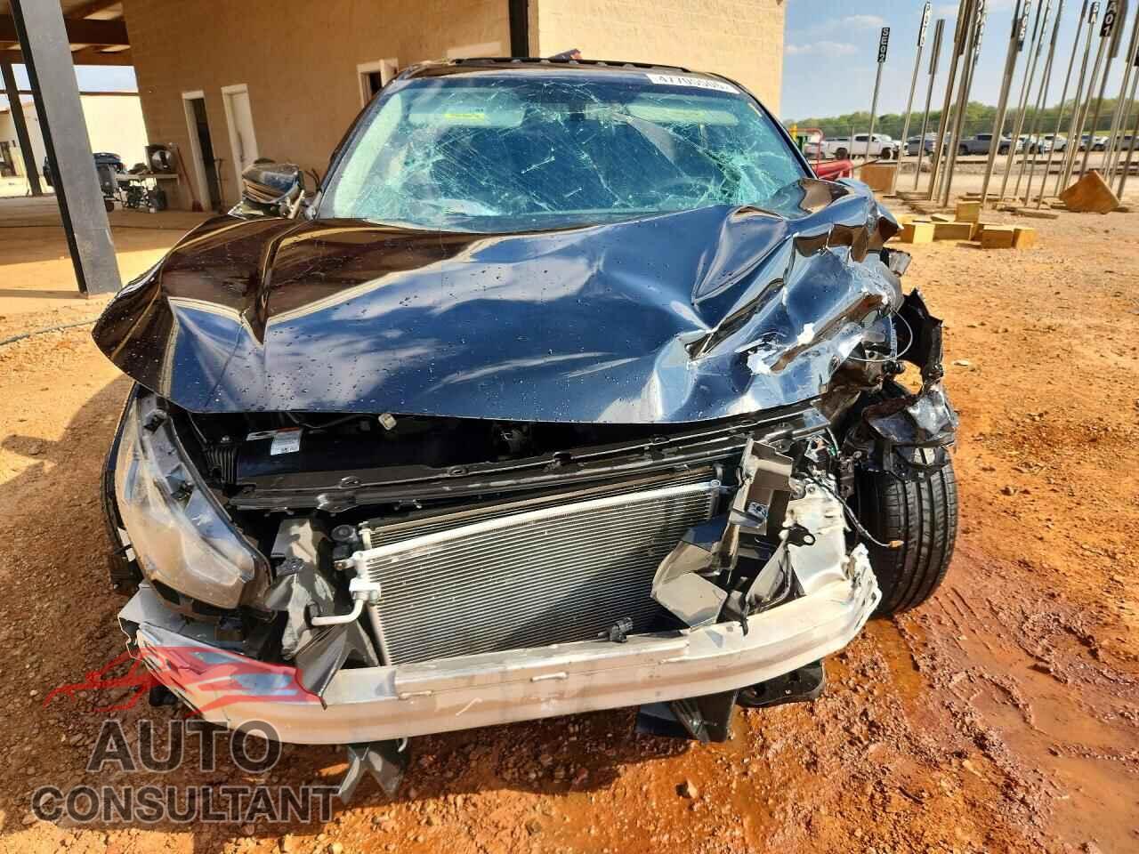 HONDA CIVIC 2017 - 19XFC2F78HE201326