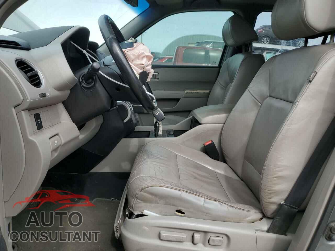 HONDA PILOT 2009 - 5FNYF48619B027983