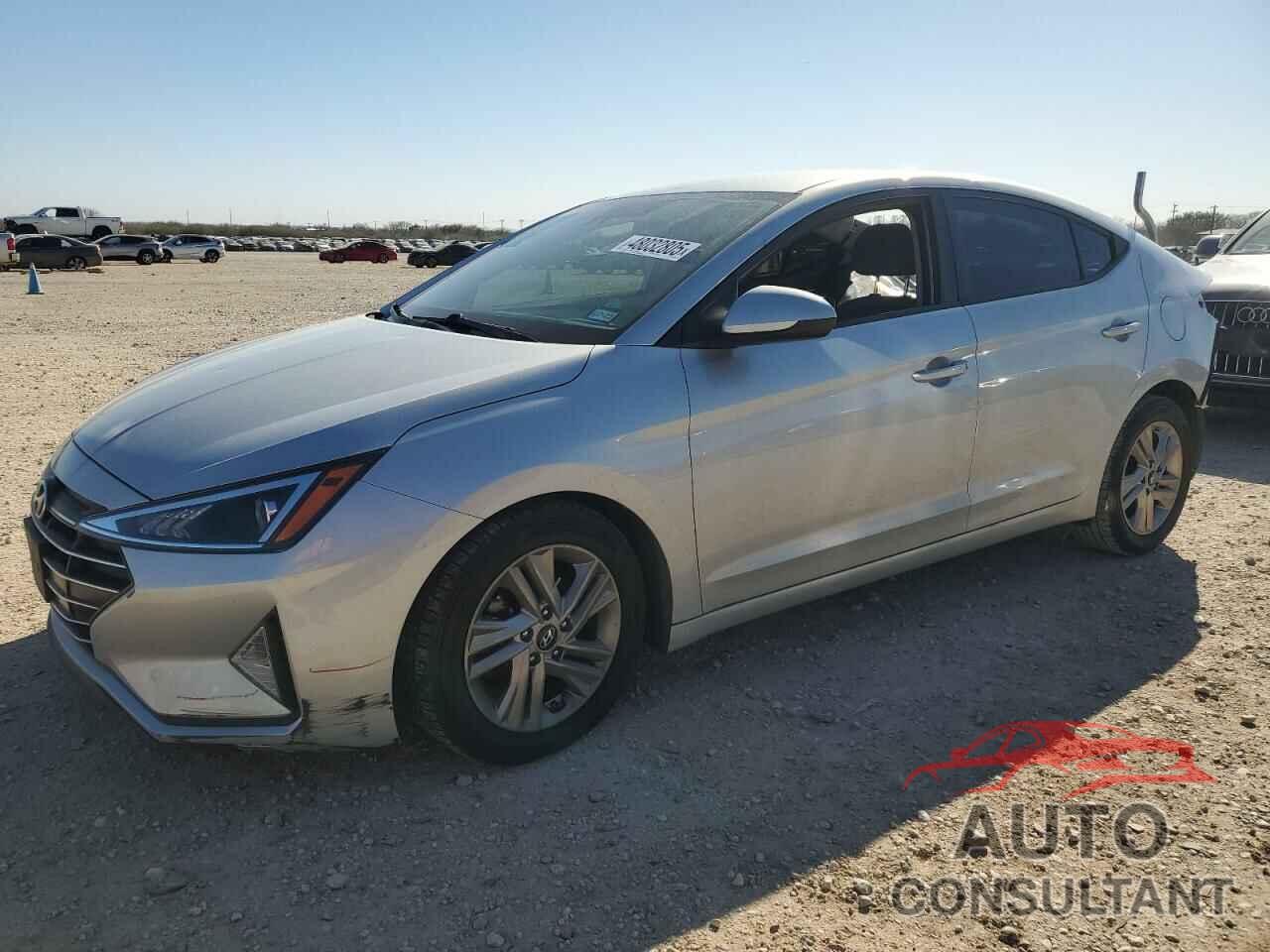 HYUNDAI ELANTRA 2019 - 5NPD84LF5KH408498