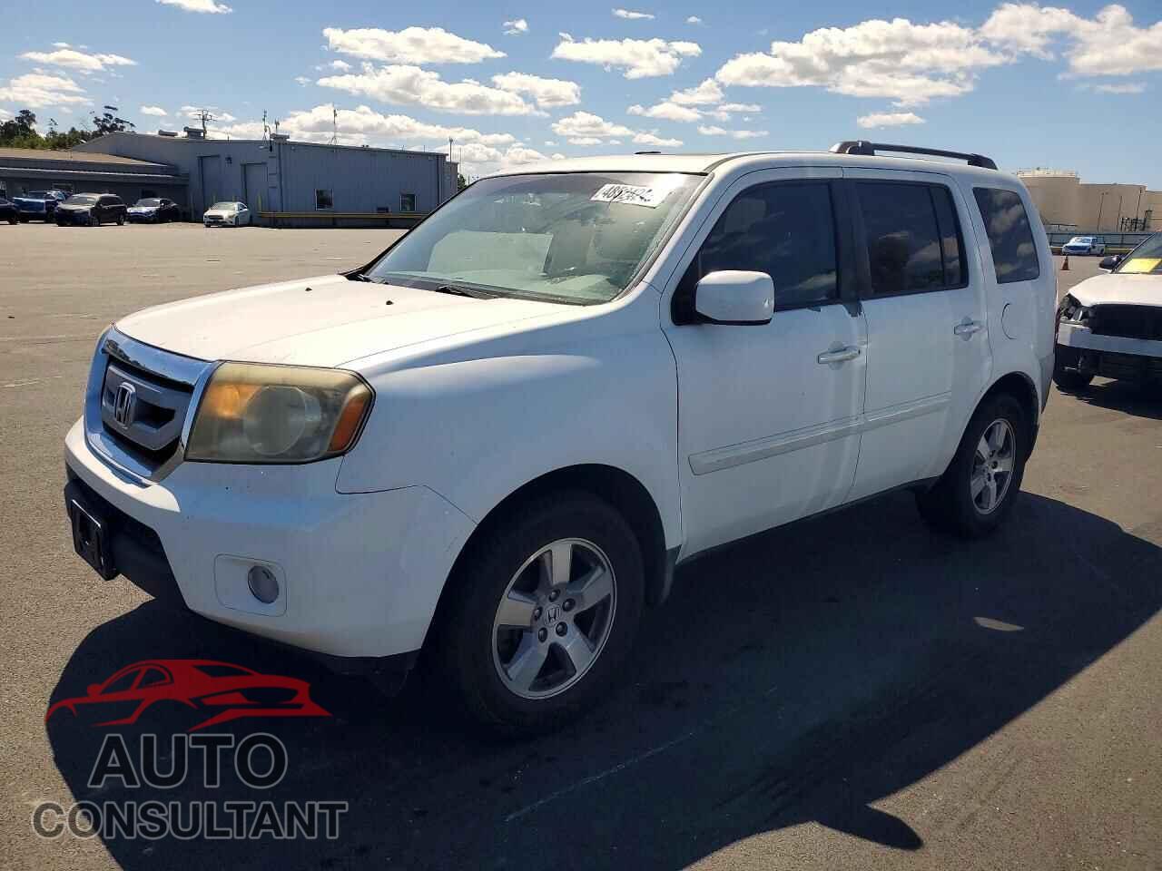 HONDA PILOT 2011 - 5FNYF3H5XBB033837