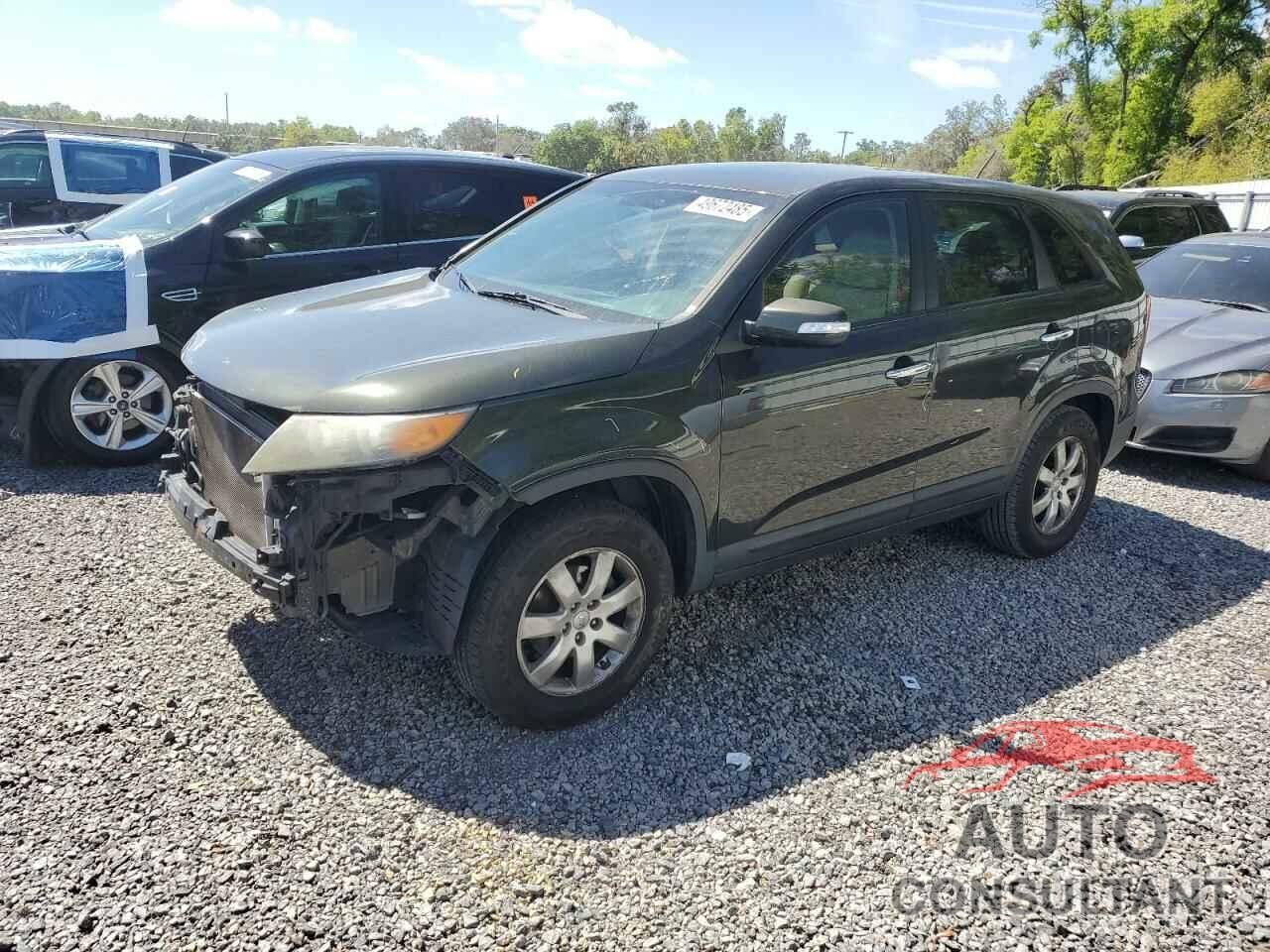 KIA SORENTO 2013 - 5XYKT3A11DG334885