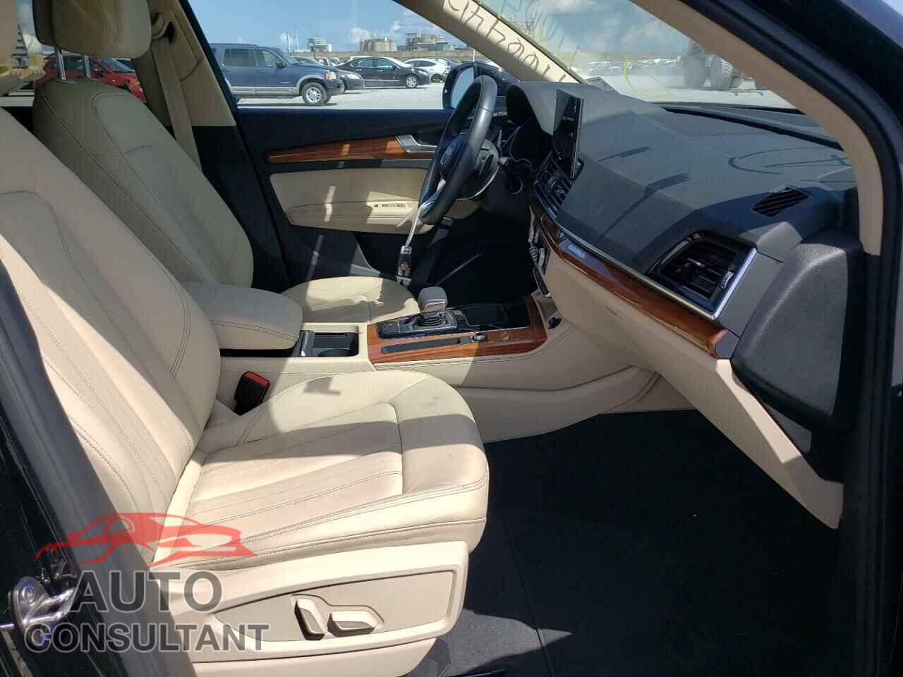 AUDI Q5 2021 - WA1BAAFY3M2073473