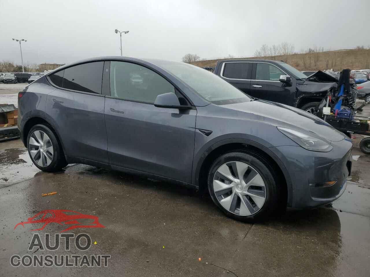 TESLA MODEL Y 2023 - 7SAYGDEE2PF887772
