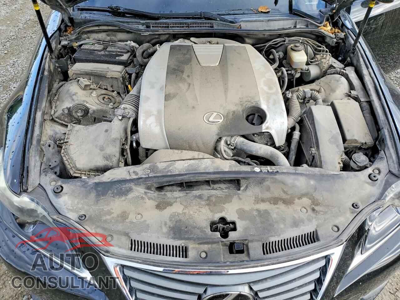 LEXUS IS 2014 - JTHCE1D29E5000569