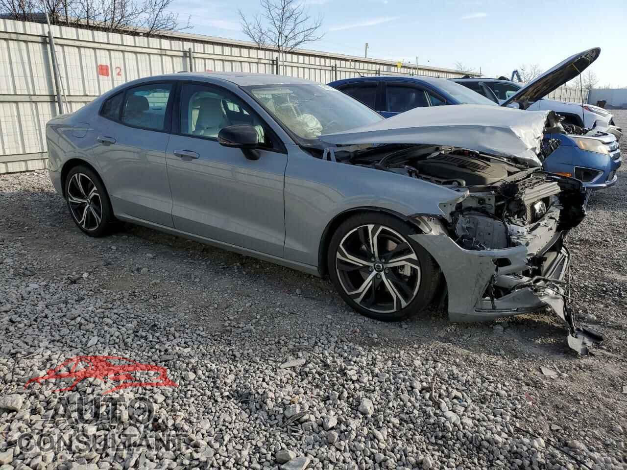VOLVO S60 CORE 2024 - 7JRL12TK6RG281147