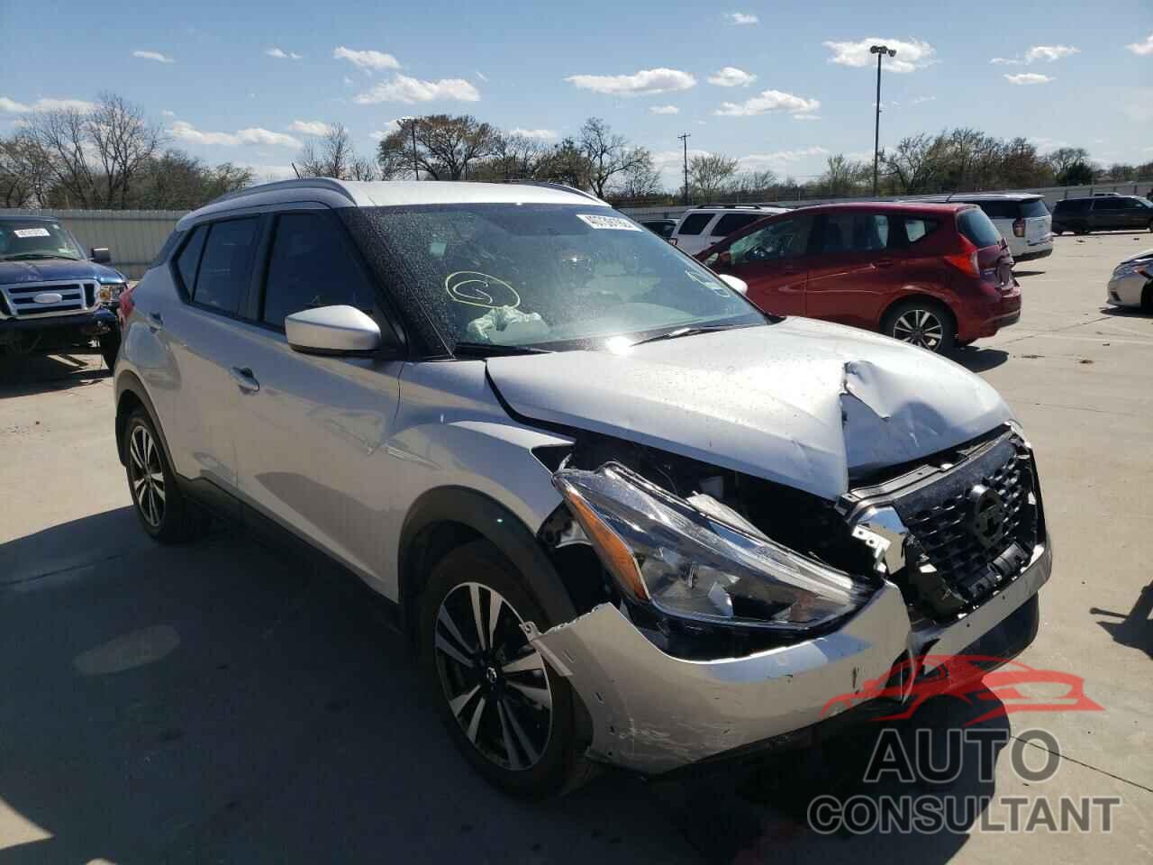 NISSAN KICKS 2018 - 3N1CP5CUXJL509136