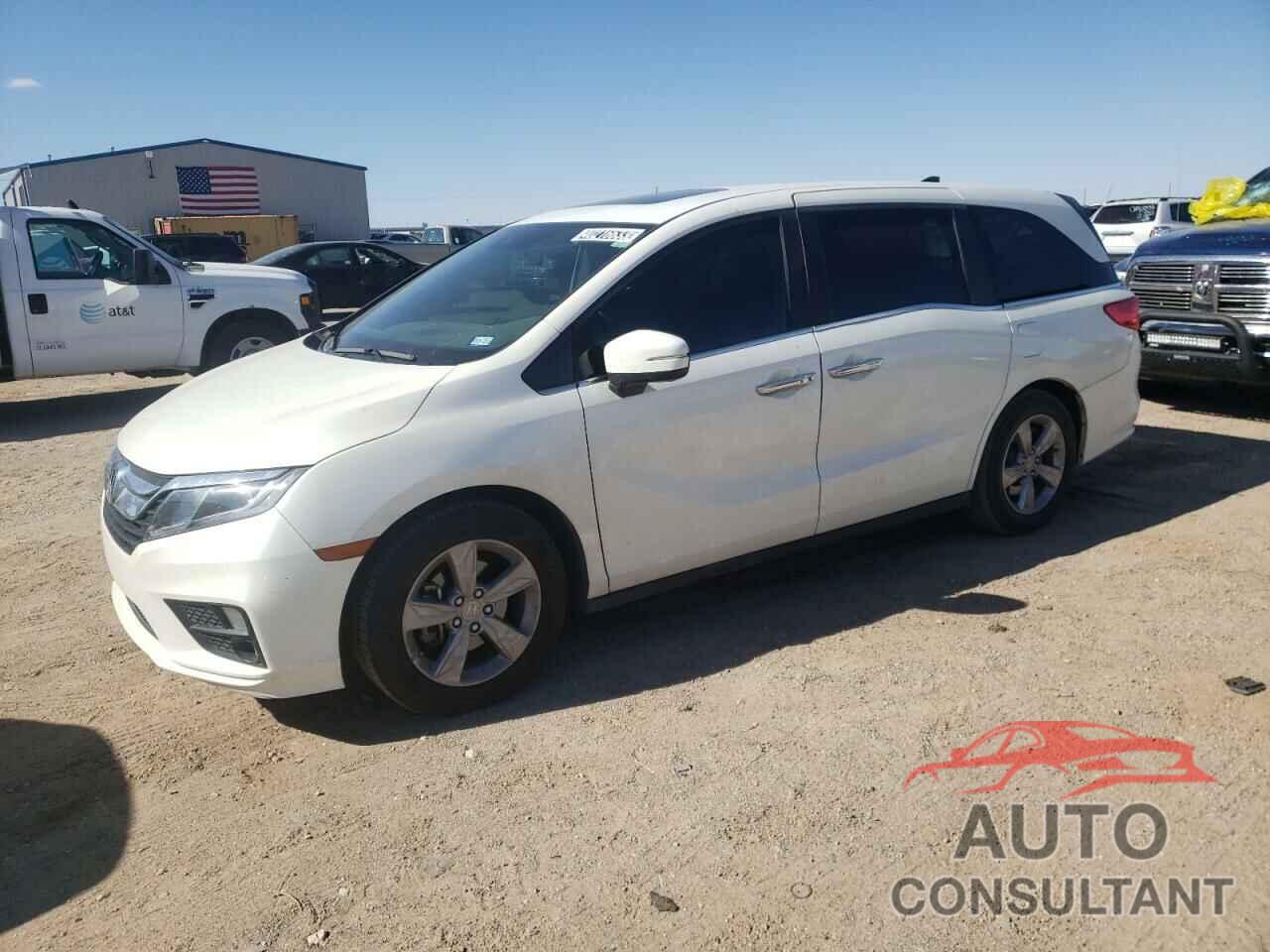 HONDA ODYSSEY 2018 - 5FNRL6H71JB006461