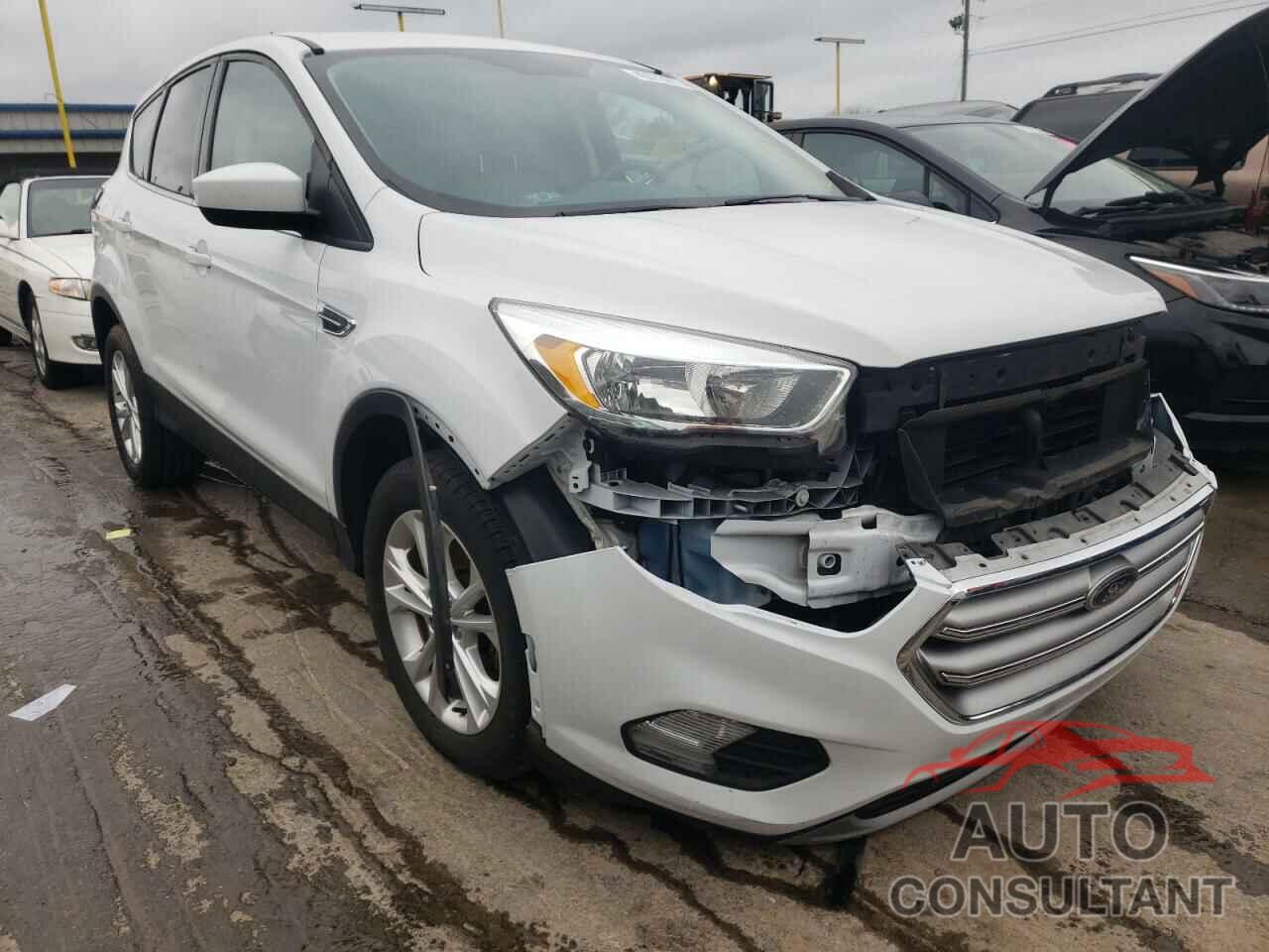 FORD ESCAPE 2017 - 1FMCU0GD6HUE64520