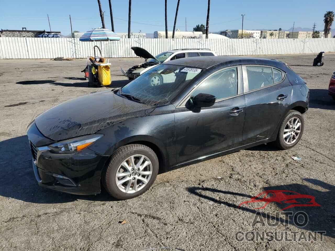 MAZDA 3 2018 - 3MZBN1K74JM172571