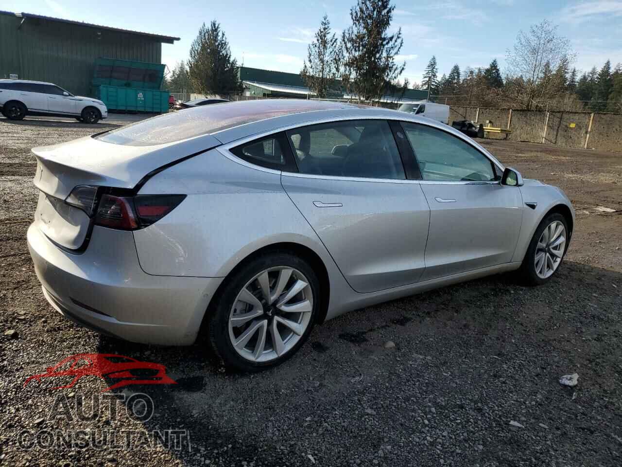 TESLA MODEL 3 2018 - 5YJ3E1EAXJF015355