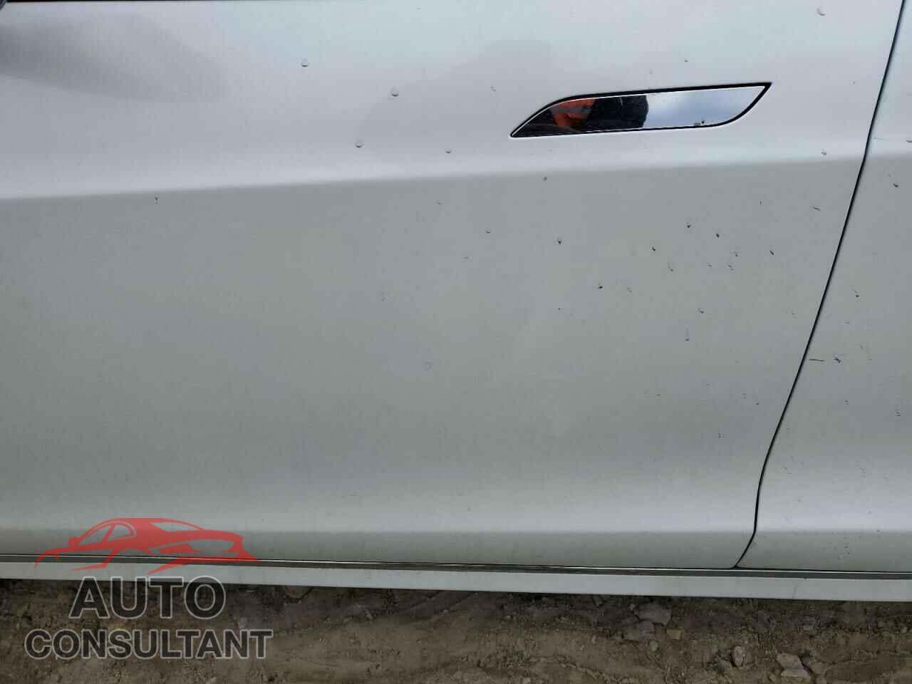 TESLA MODEL S 2019 - 5YJSA1E25KF339766