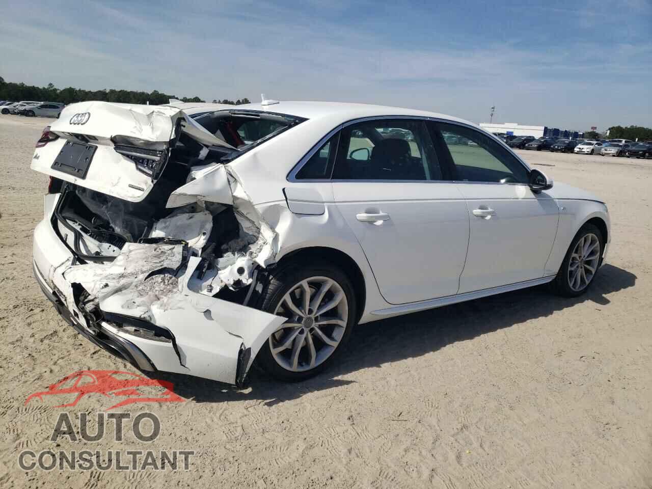AUDI A4 2019 - WAUDNAF41KN005309