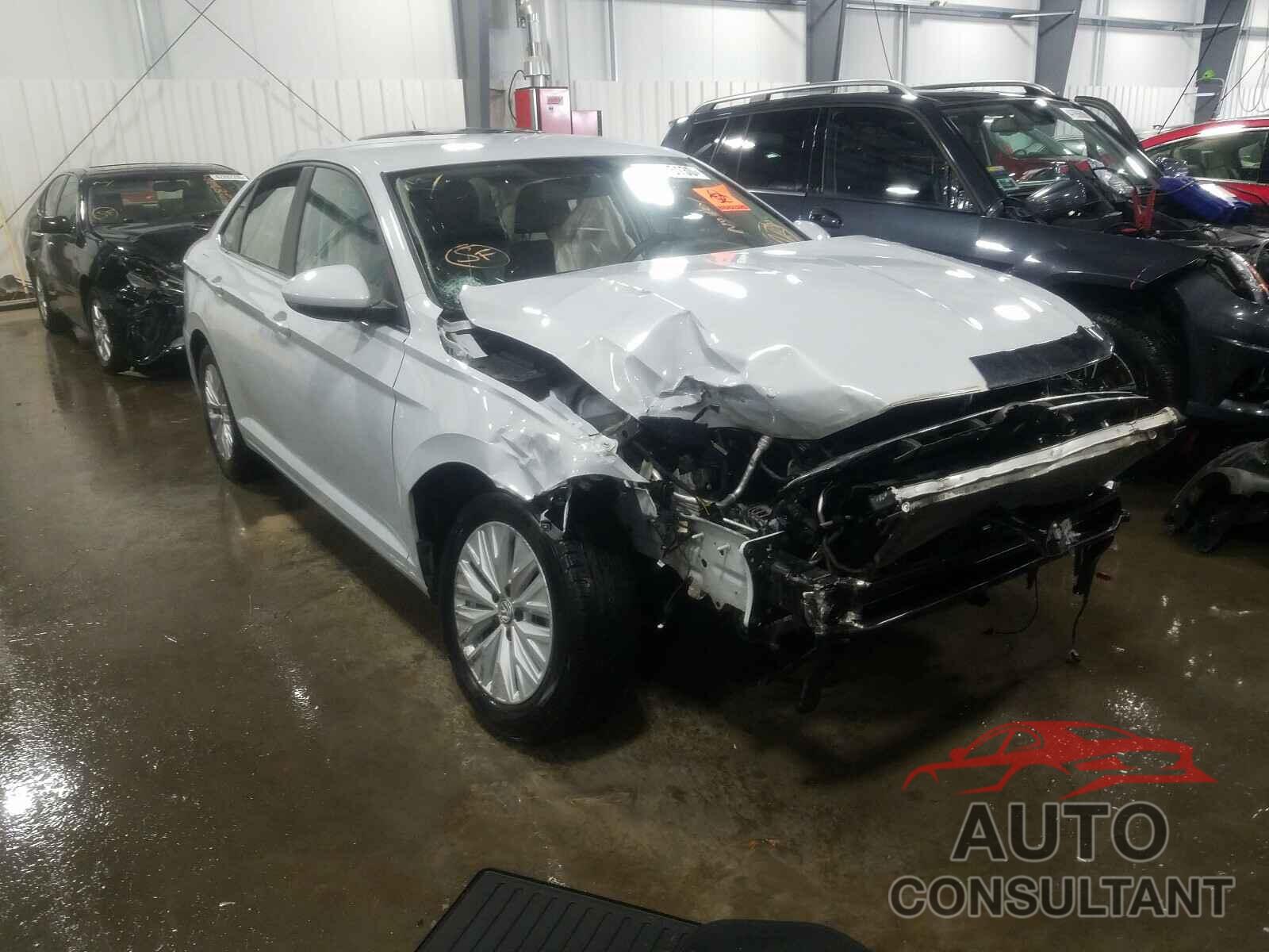 VOLKSWAGEN JETTA 2019 - 3VWC57BU4KM042773