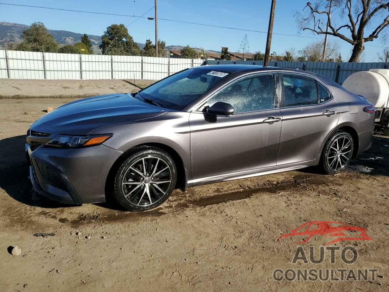 TOYOTA CAMRY 2022 - 4T1G11AK4NU053460