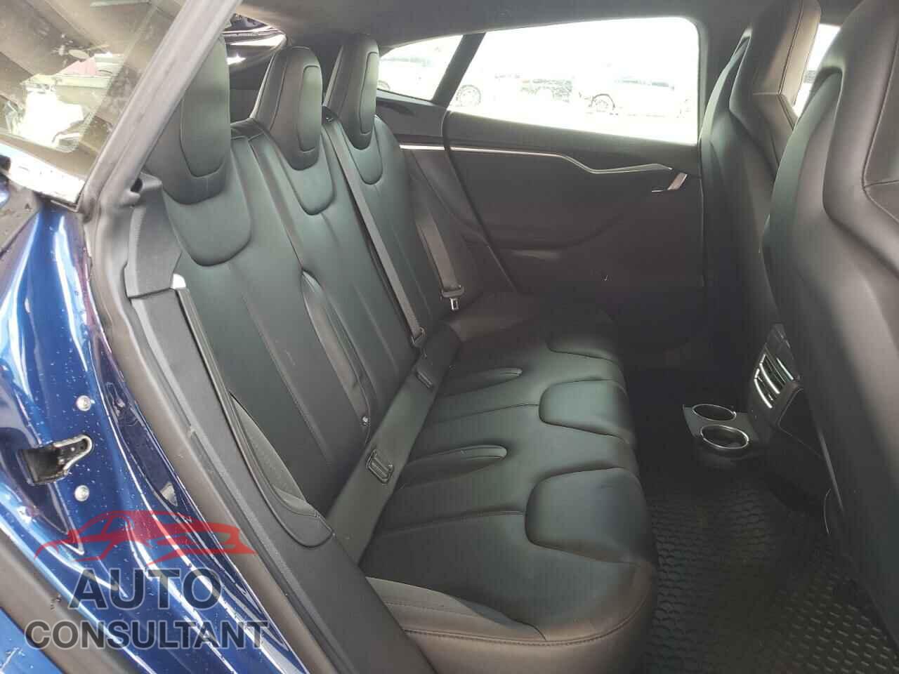 TESLA MODEL S 2016 - 5YJSA1E2XGF156810