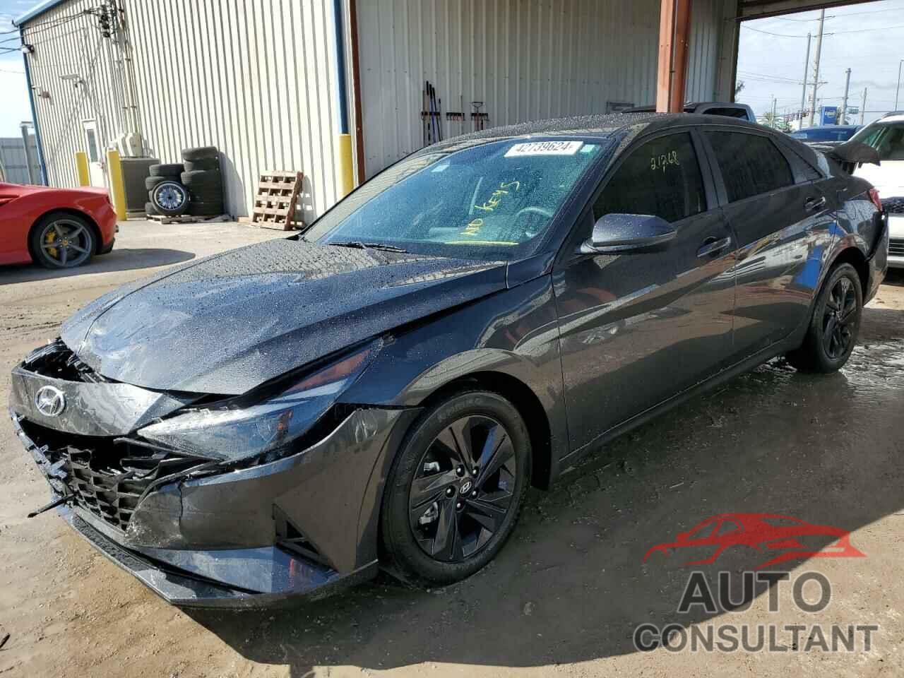 HYUNDAI ELANTRA 2023 - 5NPLM4AG4PH108087