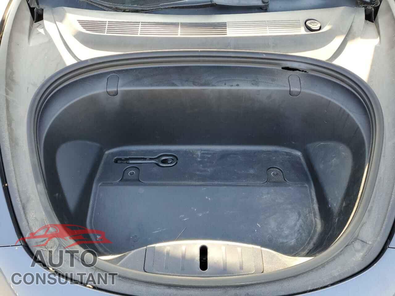TESLA MODEL 3 2019 - 5YJ3E1EA3KF417154