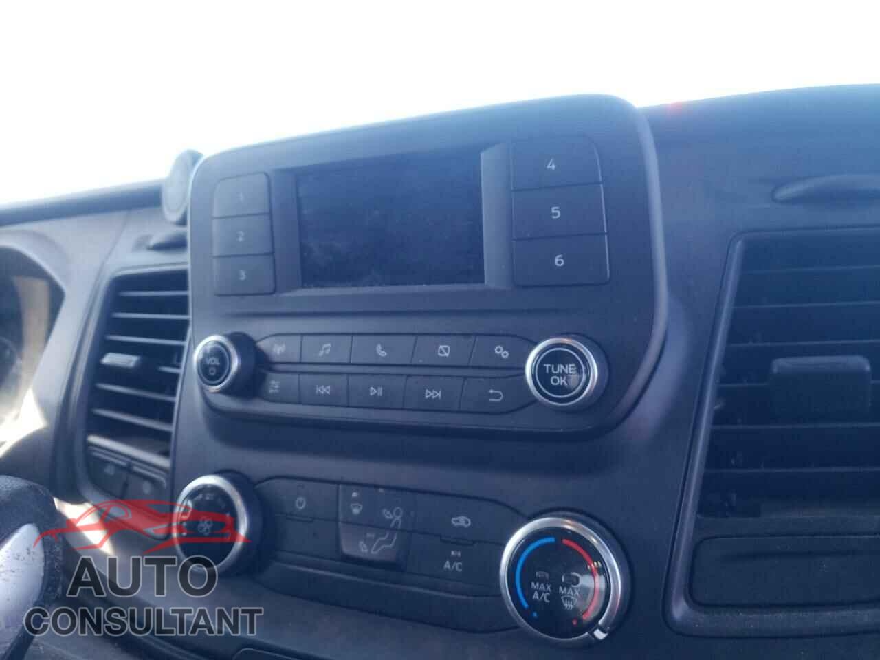 FORD TRANSIT CO 2020 - 1FTBR2C82LKA40844