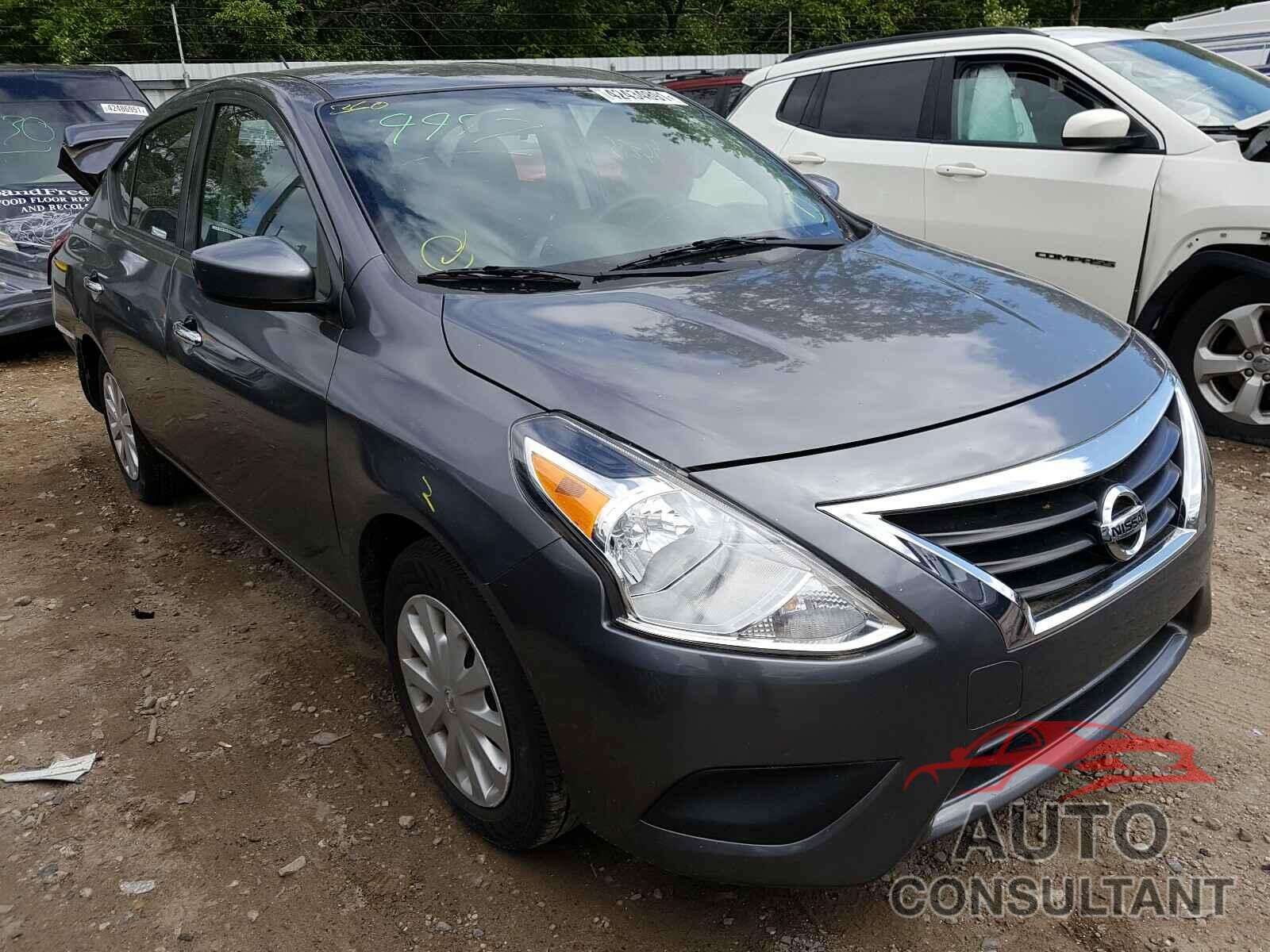 NISSAN VERSA 2017 - 3N1CN7AP6HL886717