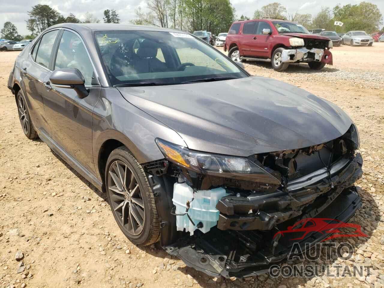 TOYOTA CAMRY 2022 - 4T1G11AK5NU655638