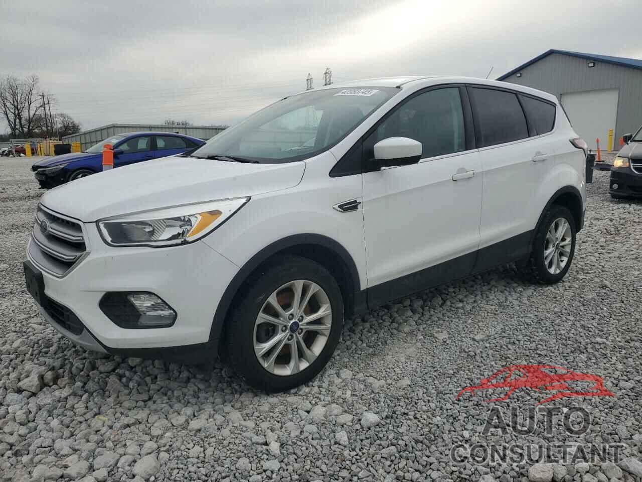 FORD ESCAPE 2017 - 1FMCU9GD4HUB38929