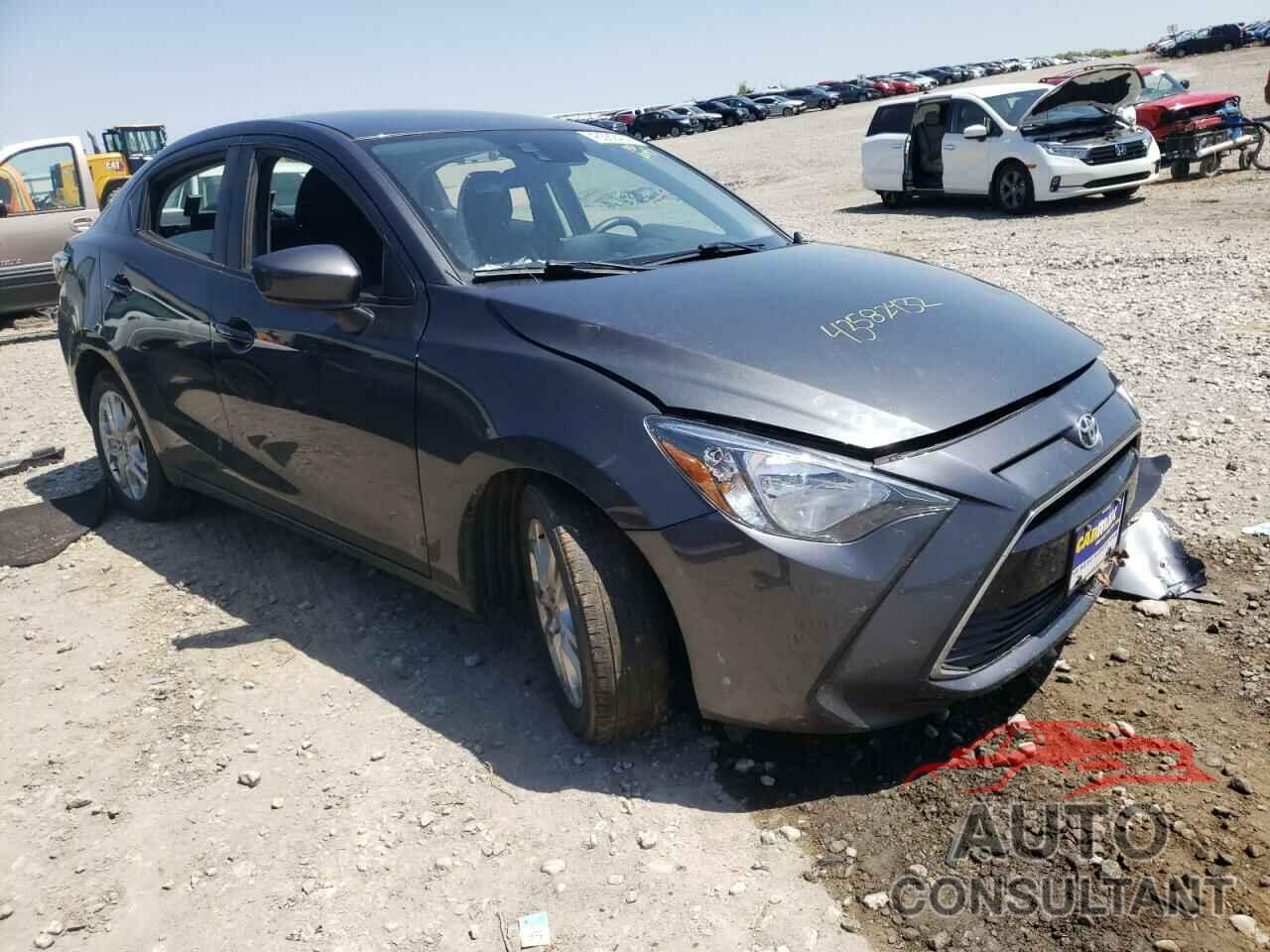 TOYOTA YARIS 2017 - 3MYDLBYV0HY178837